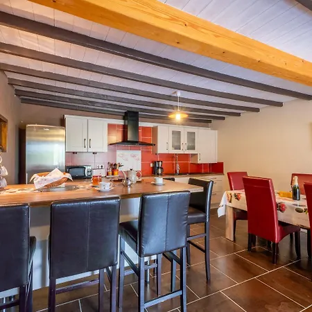 La Campone 6/10 Personnes Holiday home *