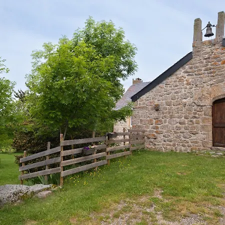 La Campone 6/10 Personnes Tatil Evi Montbel (Lozere)